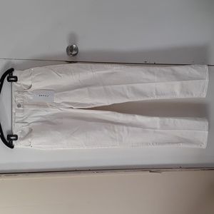 BNWT Frame Super High Straight Leg White Jeans